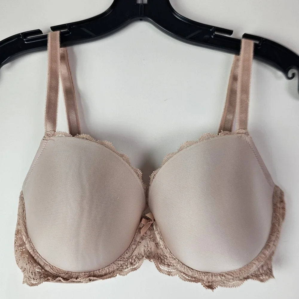 Victoria's Secret Dream Angels 32DDD Lined Demi Bra Beige Lace Trim Romantic